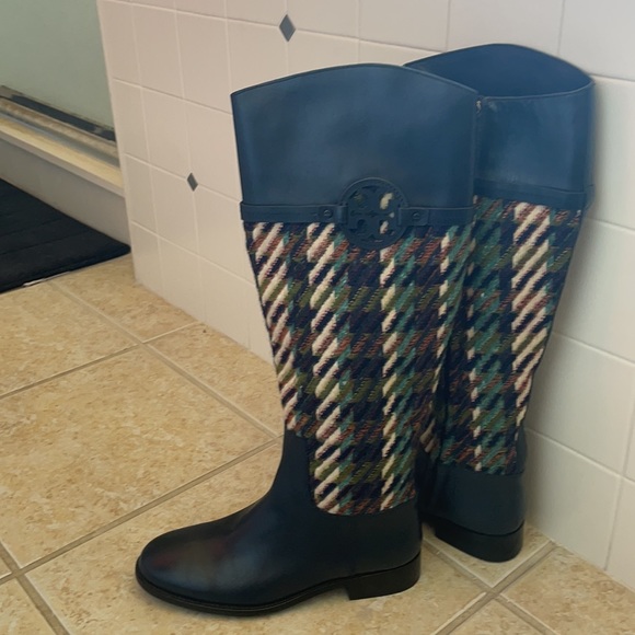 Tory Burch Shoes - Tory Burch boots 7.5. NWOT
